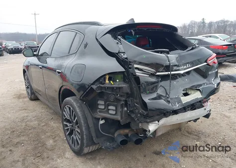 2023 Maserati Grecale Modena из США, поврежденный, VIN ZN682AVM6P7428895